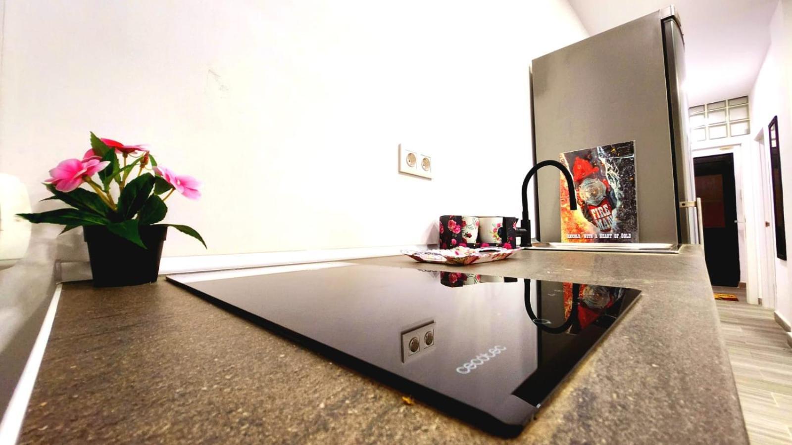 Apartamentos La Hormiguita มาลากา ภายนอก รูปภาพ
